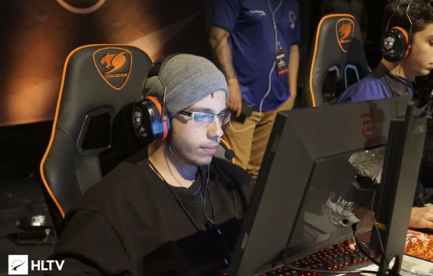 主教练阿莱 主教练阿莱