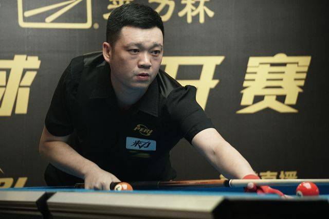 亚的比赛中 亚的比赛中