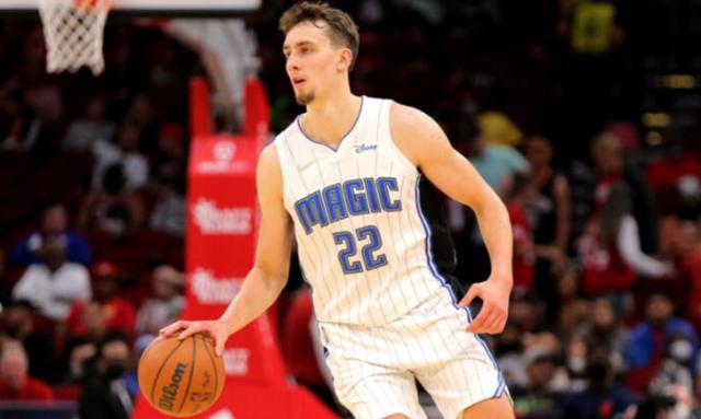 一位知名裁 一位知名裁