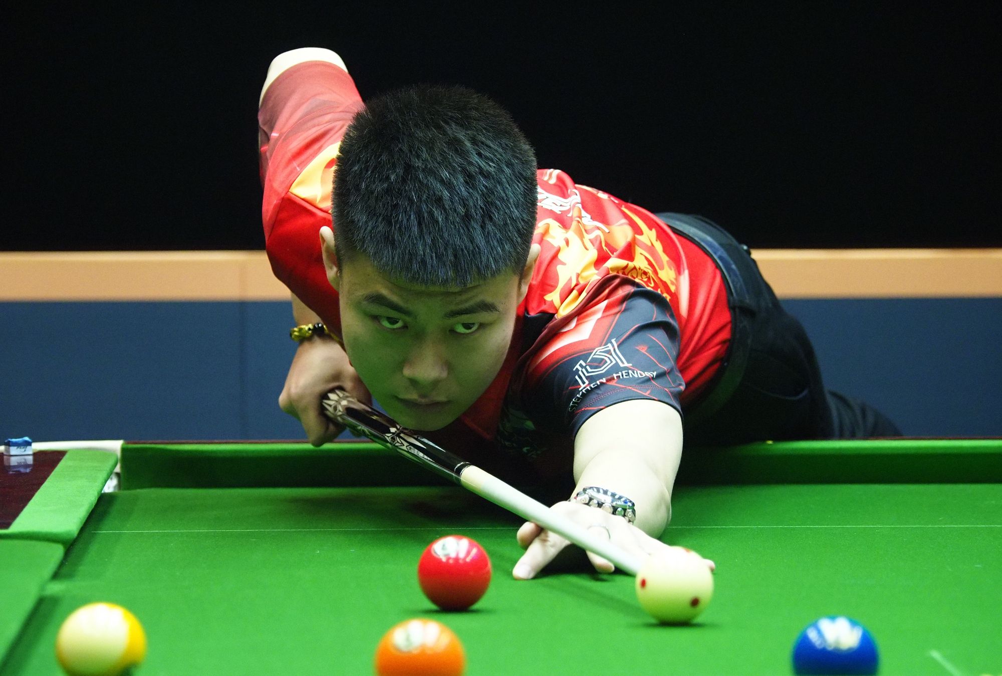 共同构成了 共同构成了