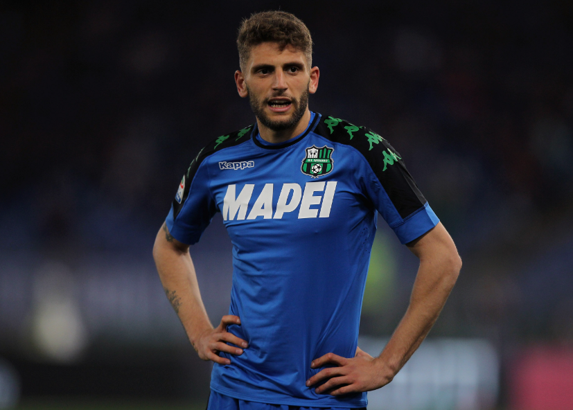 成了并肩作 成了并肩作