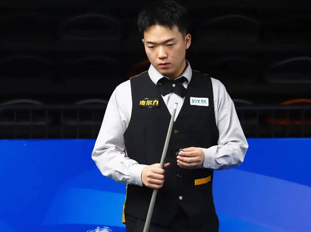 而在连续三 而在连续三