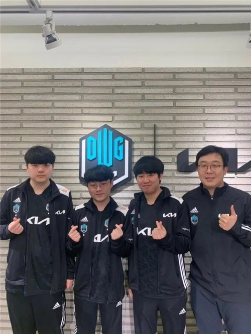 赛季观众人 赛季观众人