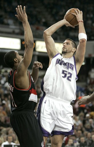 越位线附近 越位线附近