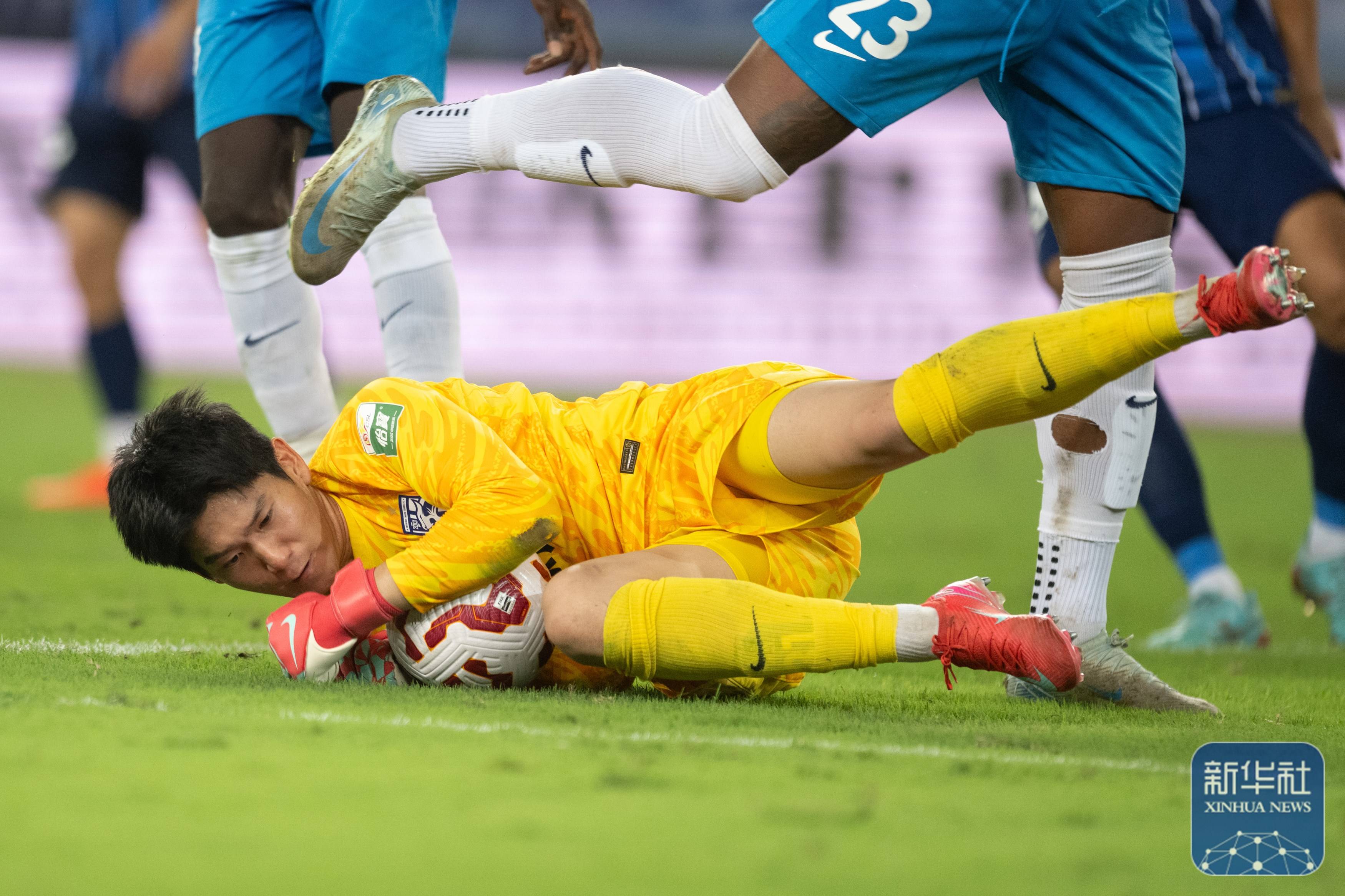 以坚韧和团 以坚韧和团